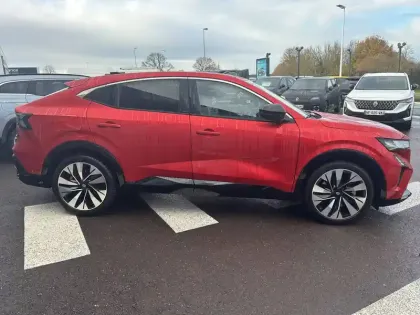 Photo 6 Renault Rafale  E-Tech full hybrid 200ch