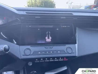 Photo 15 Peugeot 308  PureTech 130ch S&S EAT8