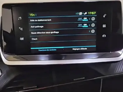 Photo 20 Peugeot 2008  Electrique 136 ch