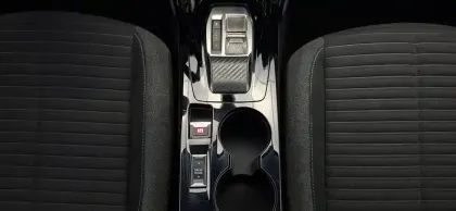 Photo 16 Peugeot 208  Electrique 50 kWh 136ch