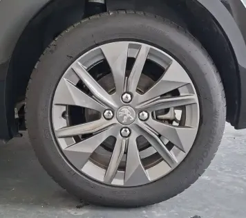 Photo 10 Peugeot 208  Electrique 50 kWh 136ch