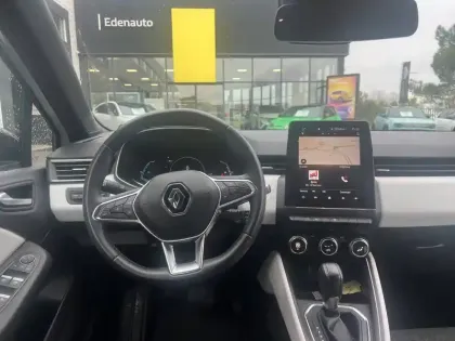 Photo 25 Renault Clio  E-Tech 140 - 21