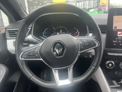 Photo 31 Renault Clio  E-Tech 140 - 21