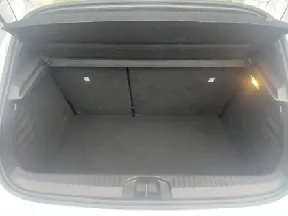 Photo 18 Renault Clio  E-Tech 140 - 21