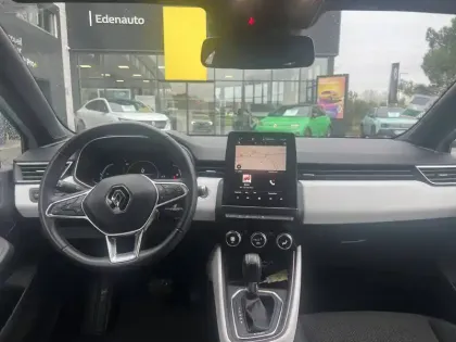 Photo 20 Renault Clio  E-Tech 140 - 21