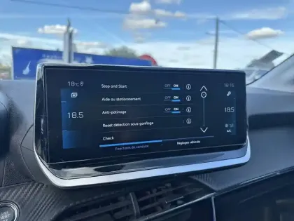 Photo 17 Peugeot 208  BlueHDi 100 S&S BVM6