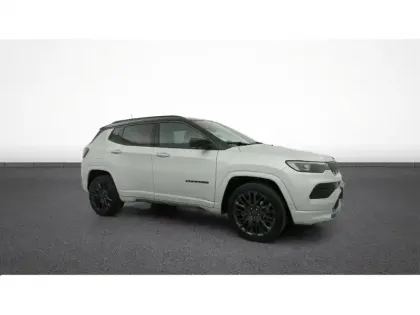 Photo 10 Jeep Compass  1.3 GSE T4 240 ch PHEV AT6 4xe eAWD