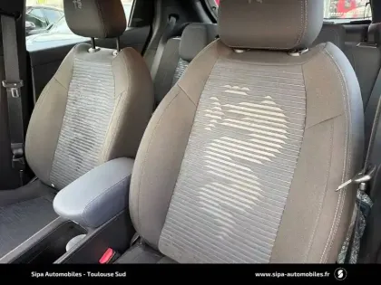 Photo 17 Alfa Romeo Junior  1.2 Ibrida 145 ch eDCT6