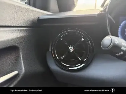 Photo 28 Alfa Romeo Junior  1.2 Ibrida 145 ch eDCT6