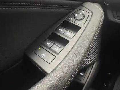 Photo 51 BMW Serie 2 Active Tourer 218d 150 ch DKG7