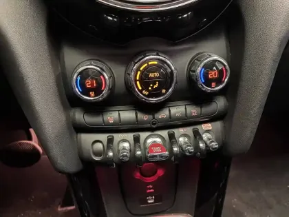 Photo 59 Mini Mini Hatch 3 Portes Cooper 136 ch BVA7