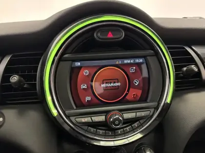 Photo 17 Mini Mini Hatch 3 Portes Cooper 136 ch BVA7