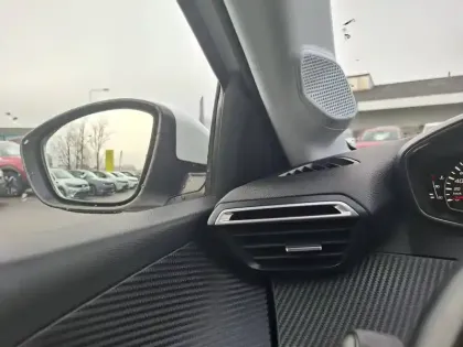 Photo 38 Peugeot 208  BlueHDi 100ch S&S BVM5