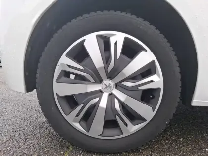 Photo 10 Peugeot 208  BlueHDi 100ch S&S BVM5