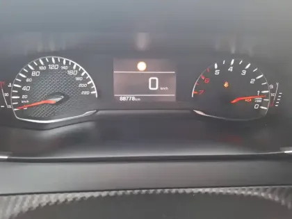 Photo 27 Peugeot 208  BlueHDi 100ch S&S BVM5