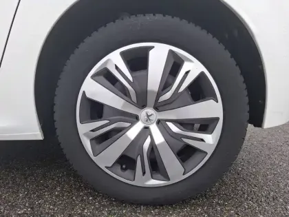 Photo 9 Peugeot 208  BlueHDi 100ch S&S BVM5