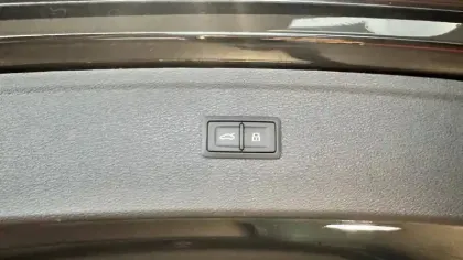 Photo 37 Audi Q5  40 TDI 204 S tronic 7 Quattro