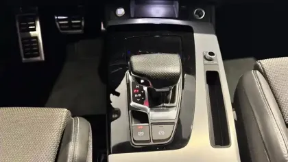 Photo 15 Audi Q5  40 TDI 204 S tronic 7 Quattro