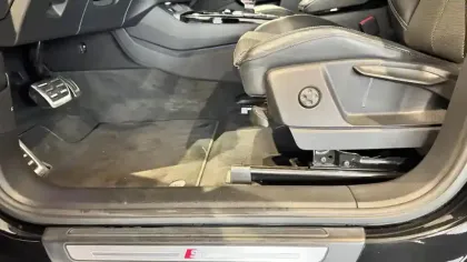 Photo 10 Audi Q5  40 TDI 204 S tronic 7 Quattro