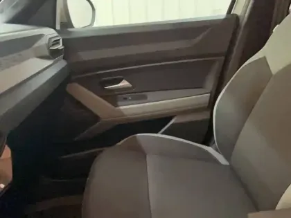 Photo 13 Dacia Duster  Hybrid 140