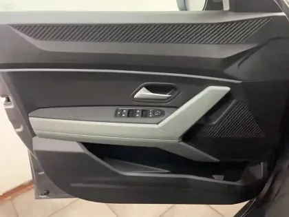 Photo 10 Dacia Duster  Hybrid 140