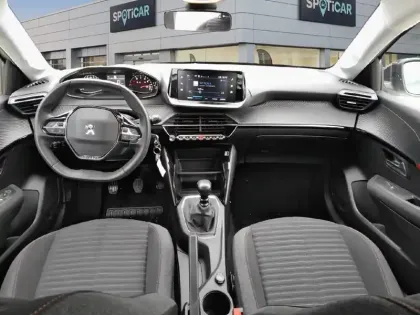 Photo 7 Peugeot 208  PureTech 100 S&S BVM6