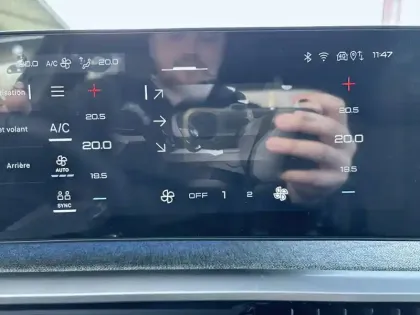 Photo 20 Peugeot 5008  Hybrid 145 e-DCS6