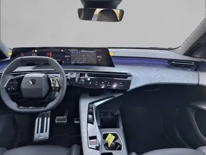 Photo 7 Peugeot 5008  Hybrid 145 e-DCS6