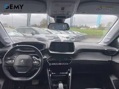 Photo 7 Peugeot 208  Electrique 50 kWh 136ch