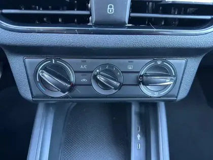 Photo 27 Skoda Kamiq  1.0 TSI 95 ch BVM5