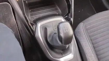 Photo 22 Peugeot 208  PureTech 75 S&S BVM5