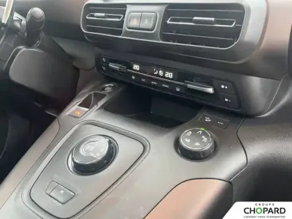 Photo 12 Peugeot Rifter  Standard PureTech 130 S&S EAT8 5pl