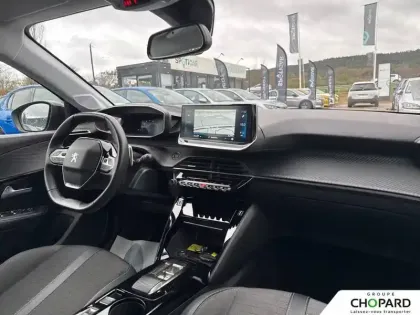 Photo 34 Peugeot 208  PureTech 100 S&S EAT8