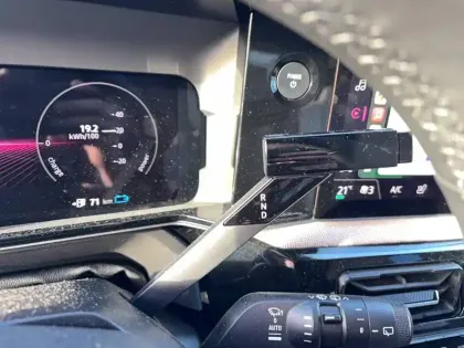 Photo 12 Nissan Micra Electrique 52kWh 150ch