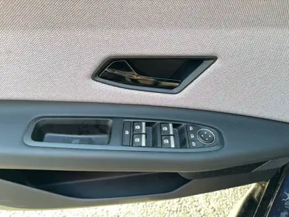 Photo 81 Nissan Micra Electrique 52kWh 150ch