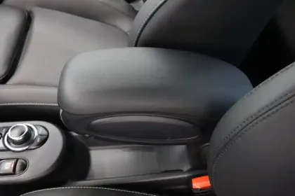 Photo 19 Mini Mini Hatch 3 Portes Cooper SE 184 ch