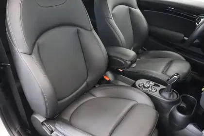 Photo 10 Mini Mini Hatch 3 Portes Cooper SE 184 ch