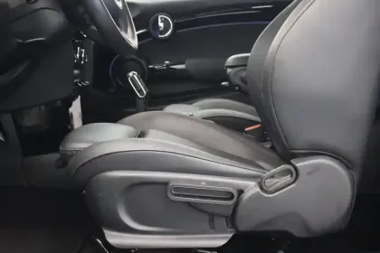 Photo 26 Mini Mini Hatch 3 Portes Cooper SE 184 ch