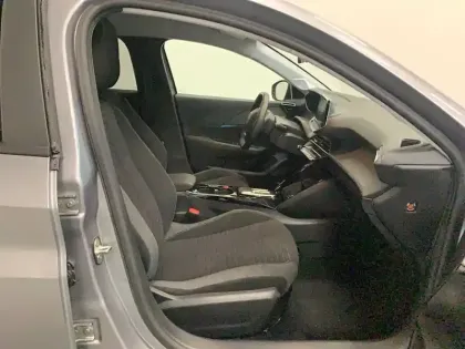 Photo 20 Peugeot 208  Electrique 50 kWh 136ch