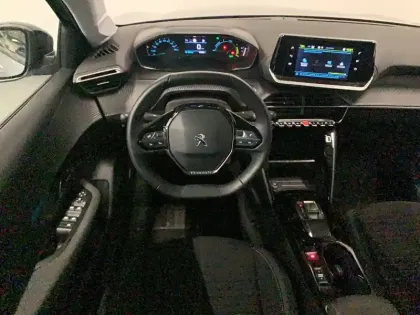 Photo 16 Peugeot 208  Electrique 50 kWh 136ch