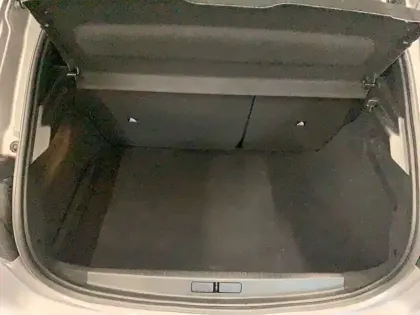 Photo 23 Peugeot 208  Electrique 50 kWh 136ch