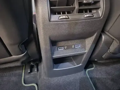 Photo 22 Peugeot 308  PureTech 130ch S&S EAT8