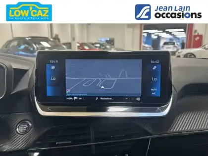 Photo 14 Peugeot 2008  PureTech 130 S&S BVM6