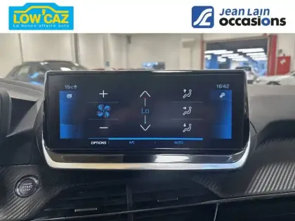 Photo 13 Peugeot 2008  PureTech 130 S&S BVM6