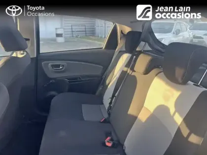 Photo 16 Toyota Yaris  Hybride 100h