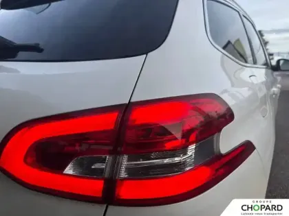 Photo 22 Peugeot 308  SW BlueHDi 130ch S&S BVM6