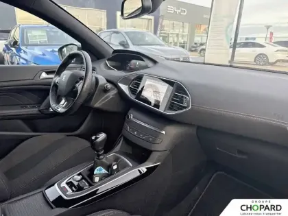 Photo 12 Peugeot 308  SW BlueHDi 130ch S&S BVM6