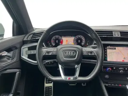 Photo 46 Audi Q3  35 TDI 150 ch S tronic 7