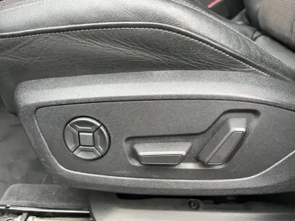 Photo 52 Audi Q3  35 TDI 150 ch S tronic 7