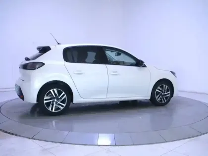 Photo 36 Peugeot 208  PureTech 100 S&S BVM6